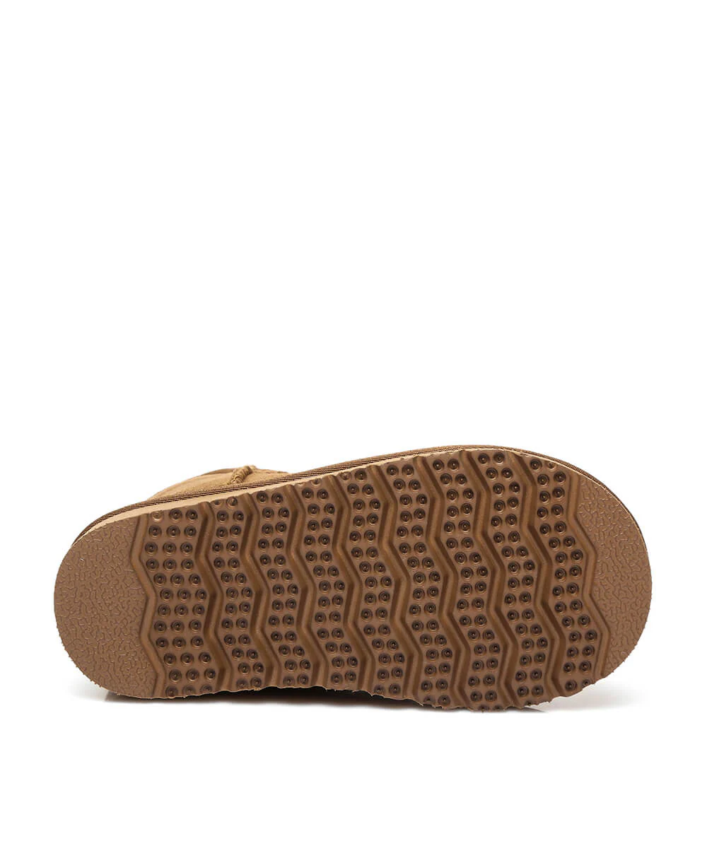 Kid's UGG Classic Mini - Image 13