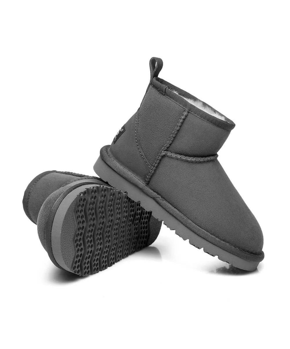 Kid's UGG Classic Mini - Image 3